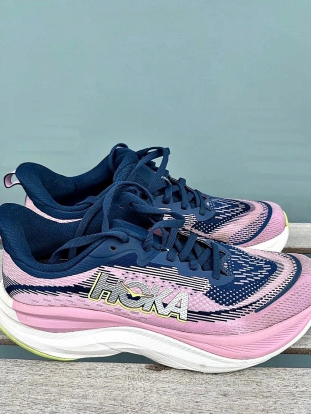 Hoka Skyflow Pink Twilight Women's Running Shoes Size 9